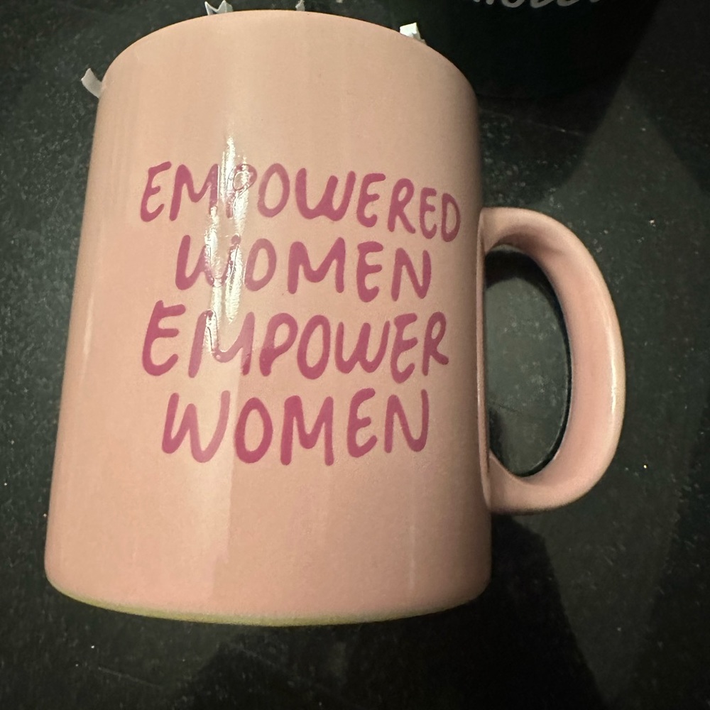 Empower woman, pink mug